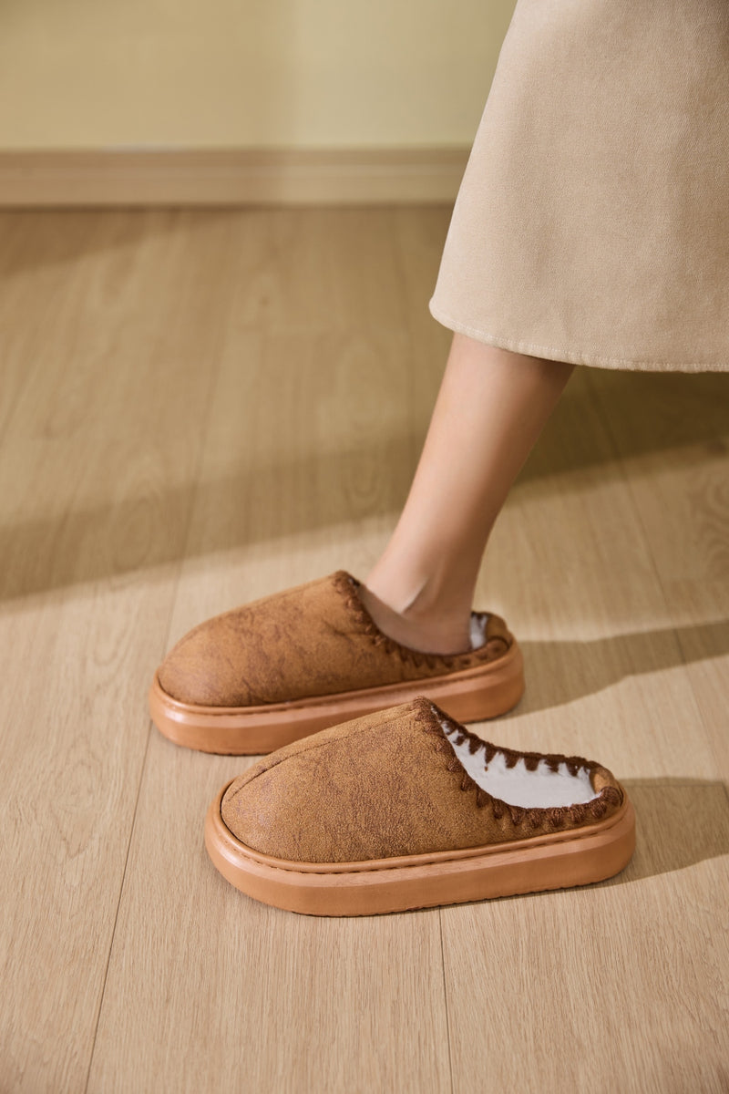 Thermal Round Toe Platform Slippers