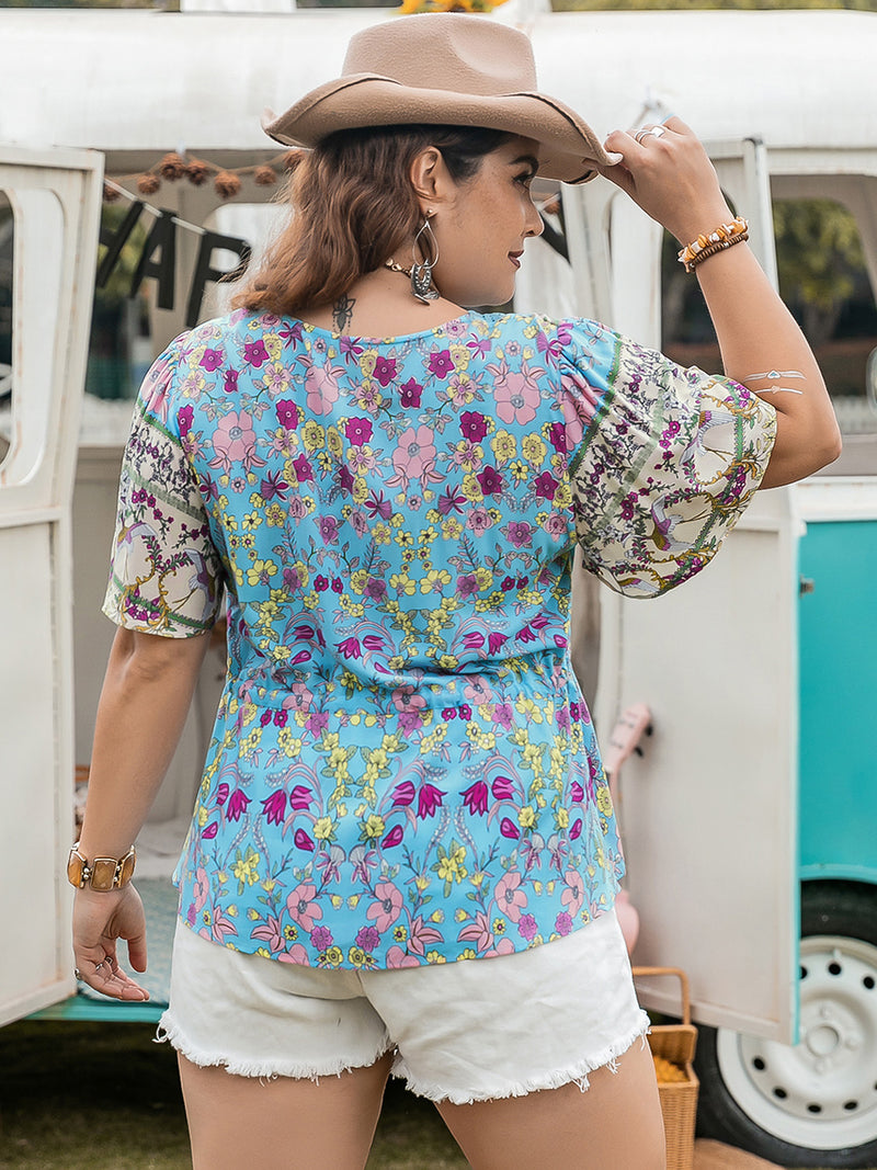 Plus Size Ruched Lace Detail Printed V-Neck Short Sleeve Blouse